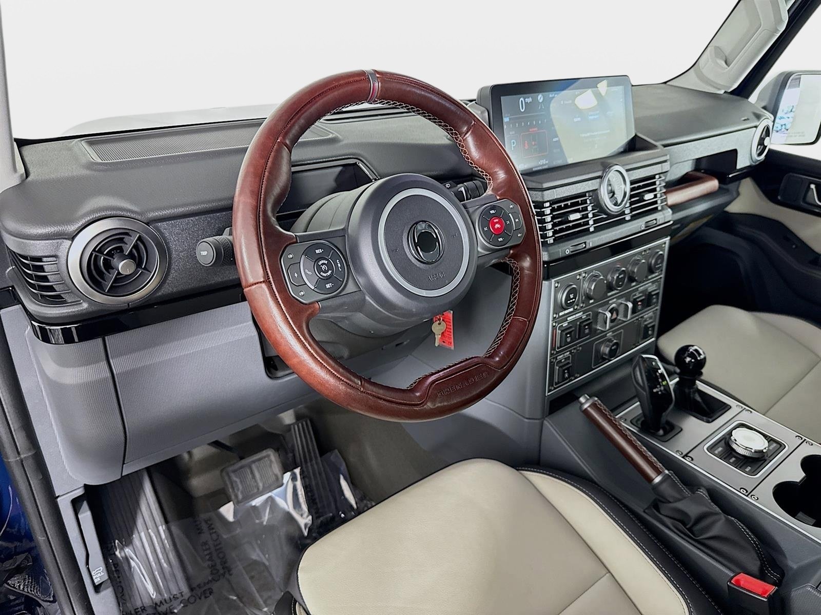 Used 2025 INEOS Grenadier Fieldmaster Edition image 9