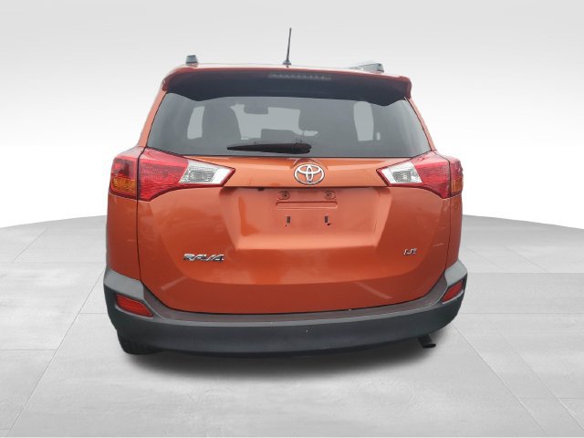 Used 2015 Toyota RAV4 LE FWD image 5