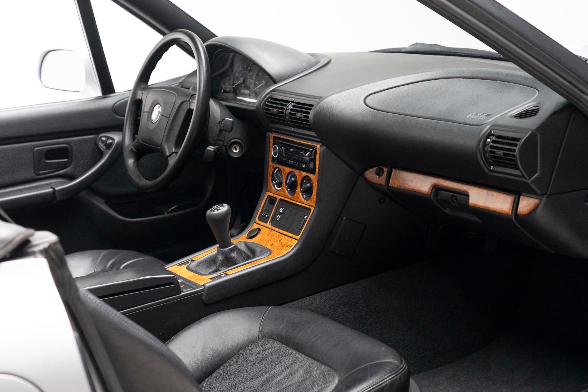 Used 1997 BMW Z3 1.9 RWD image 39