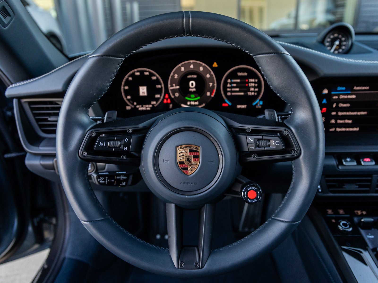 Certified 2025 Porsche 911 Targa 4 GTS image 30