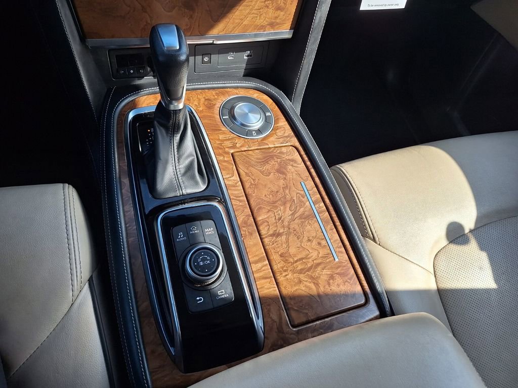 Used 2023 Nissan Armada SL image 14