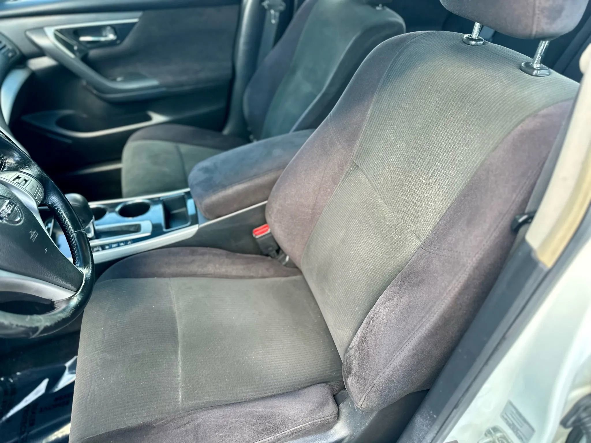 Used 2013 Nissan Altima 2.5 SV FWD image 30