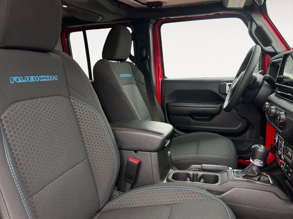 Used 2025 Jeep Wrangler Unlimited Rubicon 4xe w/ Safety Group image 15