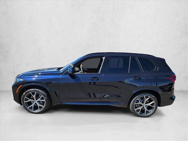 New 2026 BMW X5 xDrive50e w/ M Sport Package AWD/4WD image 5