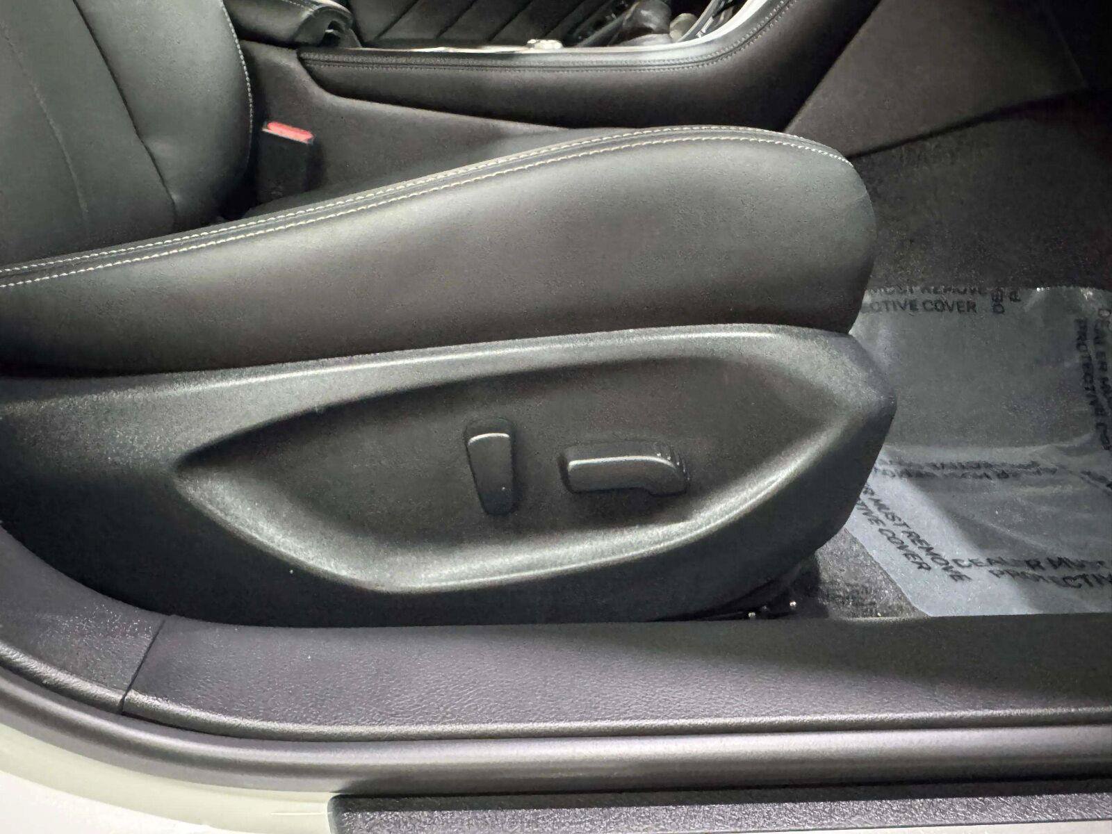 Used 2022 INFINITI Q50 Luxe w/ Cargo Package AWD/4WD image 33