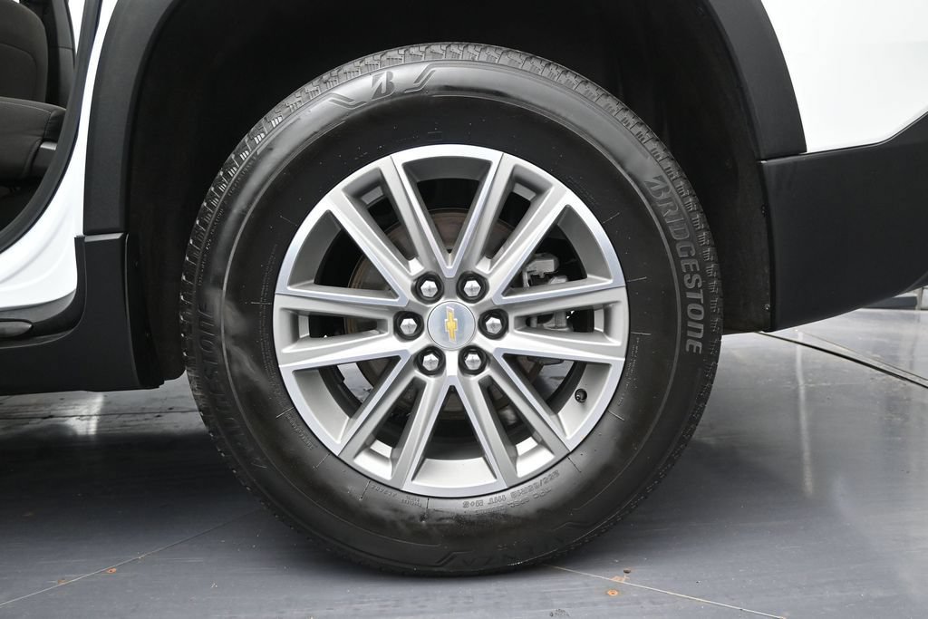 Used 2023 Chevrolet Traverse LT AWD/4WD image 14