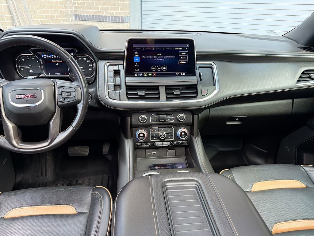 Used 2021 GMC Yukon AT4 w/ Technology Package image 23