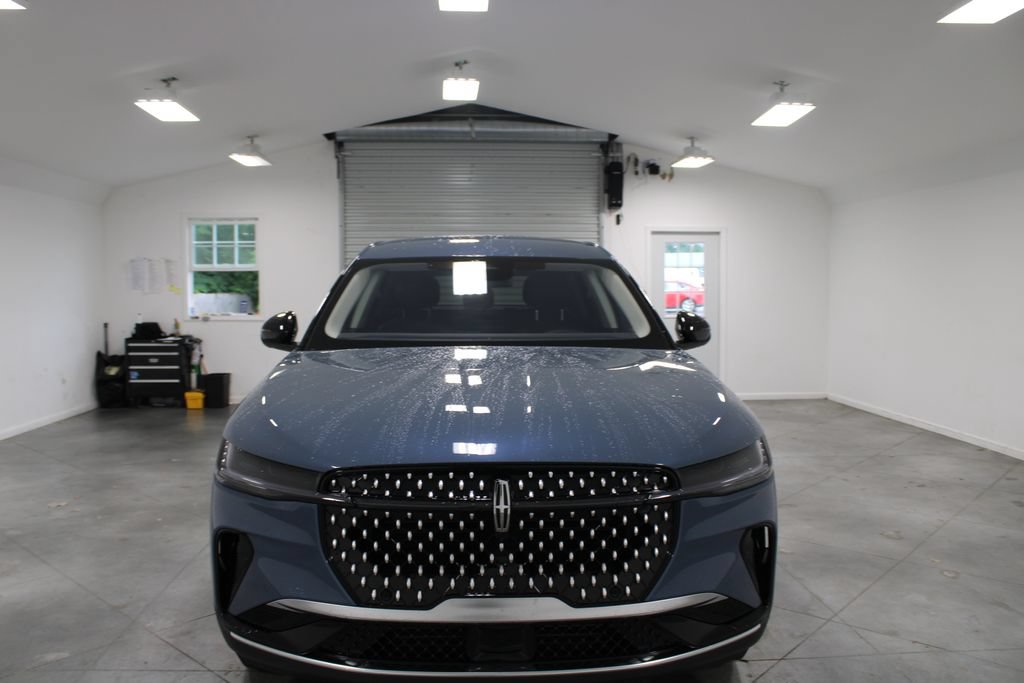 New 2026 Lincoln Nautilus Premier AWD/4WD image 2