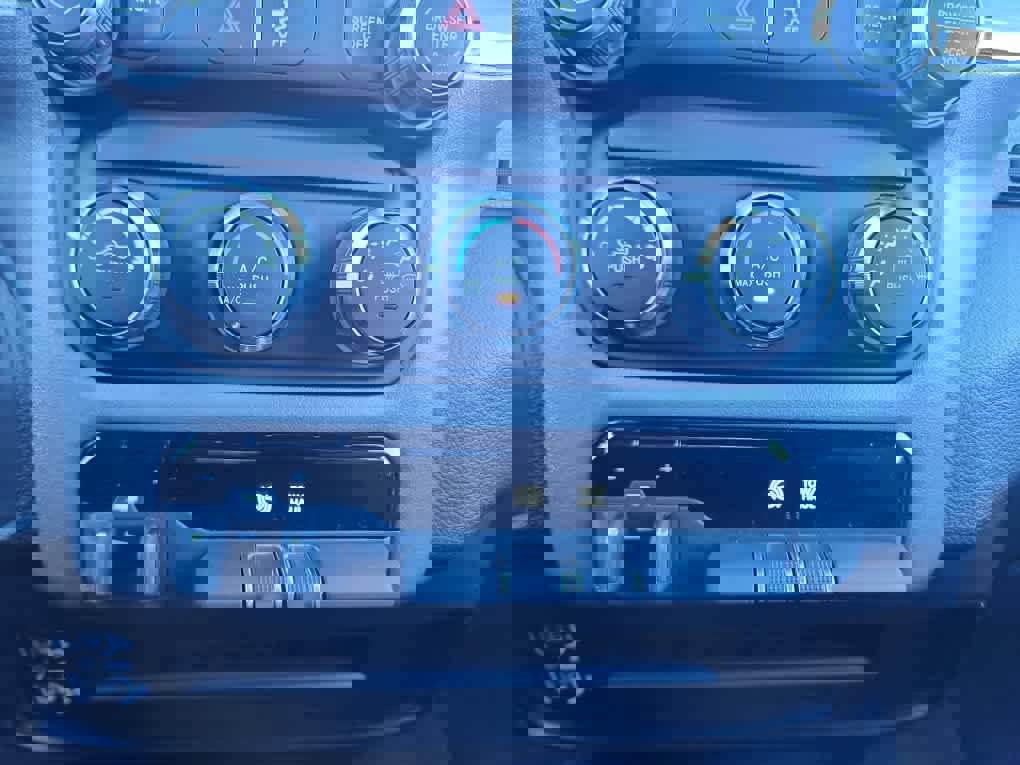 Used 2024 RAM 2500 Big Horn image 21