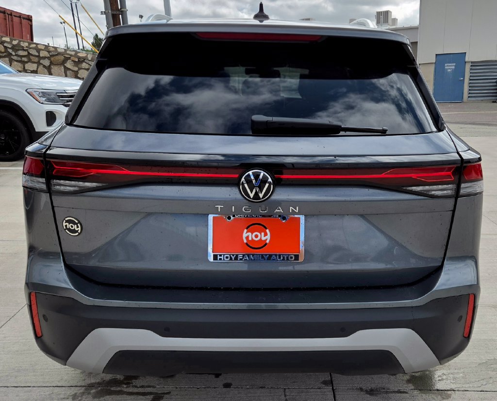 Certified 2026 Volkswagen Tiguan S FWD image 7