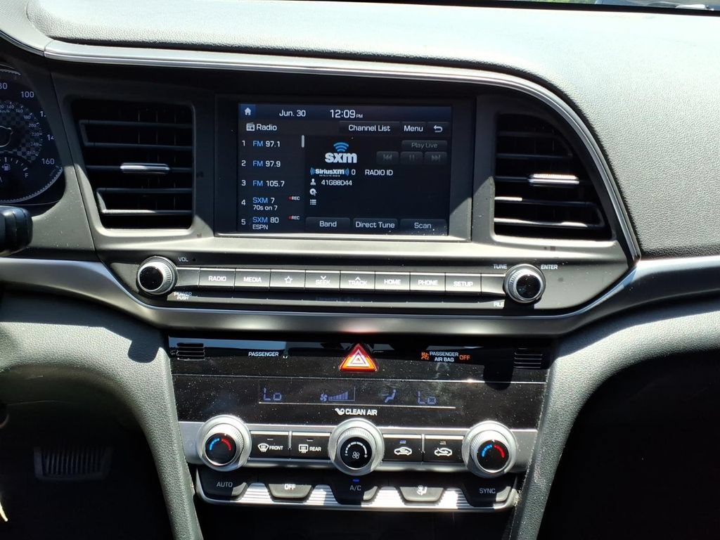 Used 2020 Hyundai Elantra SEL w/ Cargo Package (C1) FWD image 8