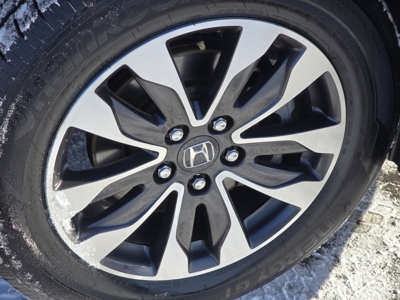 Certified 2023 Honda Odyssey EX-L image 9