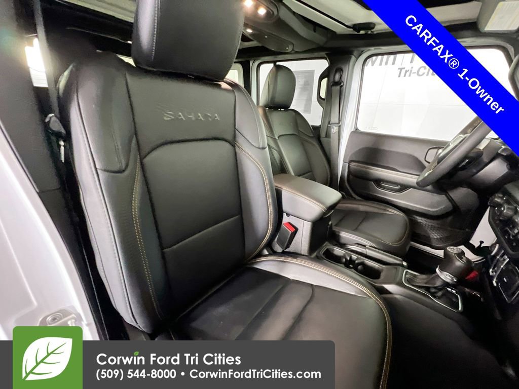Used 2024 Jeep Wrangler Unlimited Sahara w/ Technology Group image 15