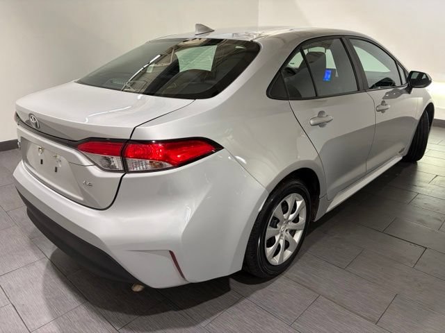 Used 2024 Toyota Corolla LE FWD image 5