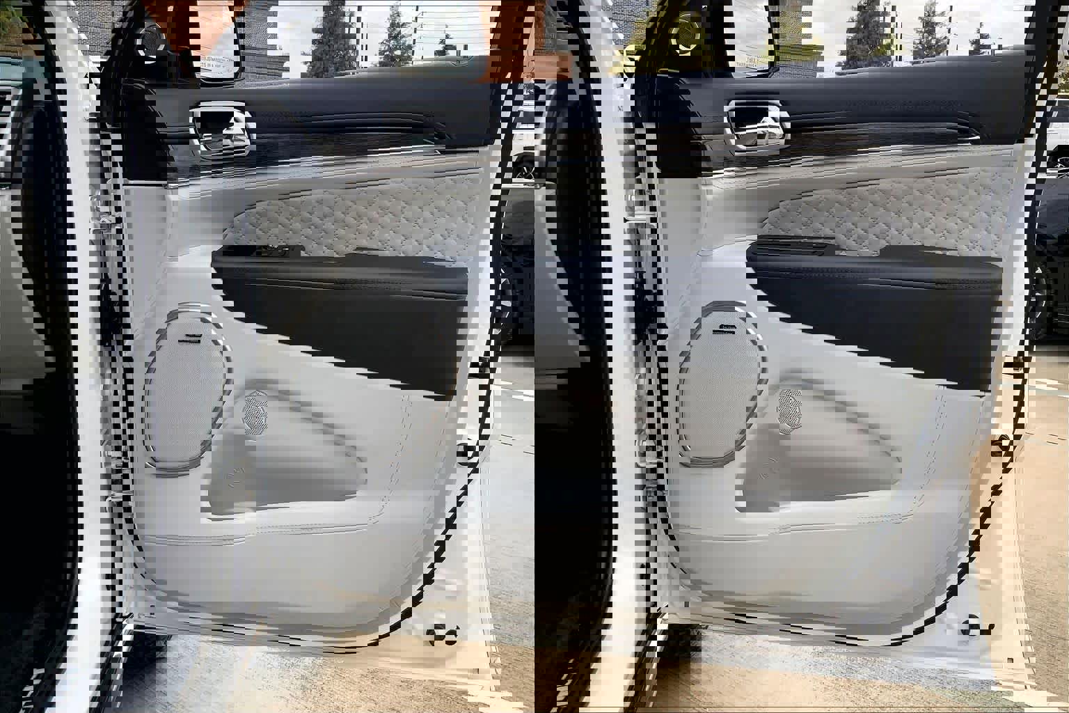 Used 2017 Jeep Grand Cherokee Summit image 22