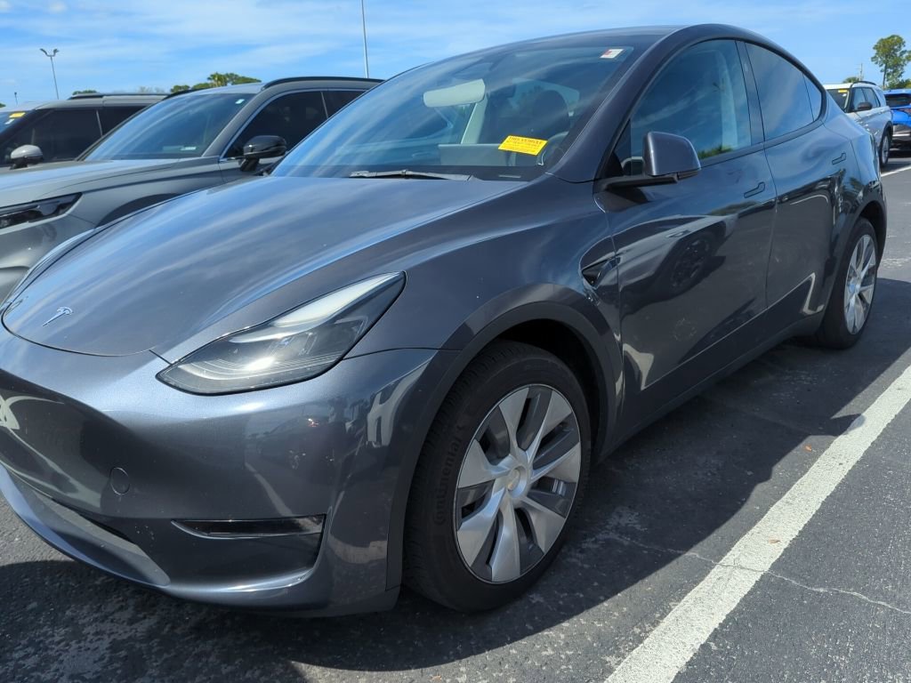 Used 2023 Tesla Model Y Long Range image 4