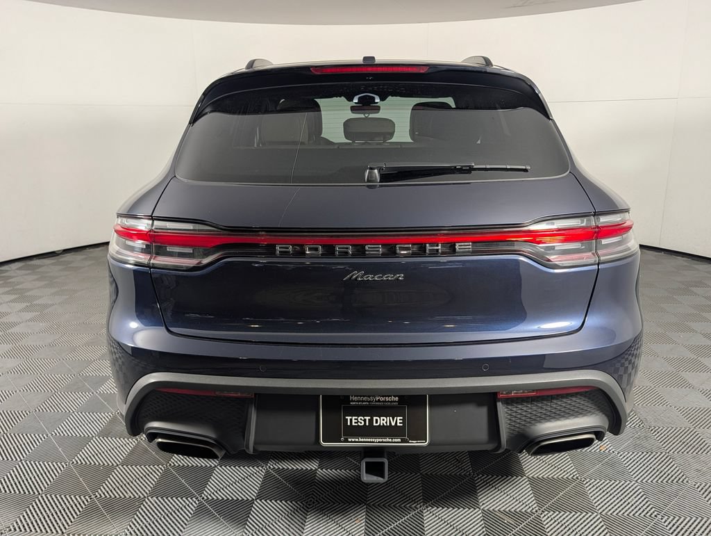 Certified 2023 Porsche Macan AWD/4WD image 6