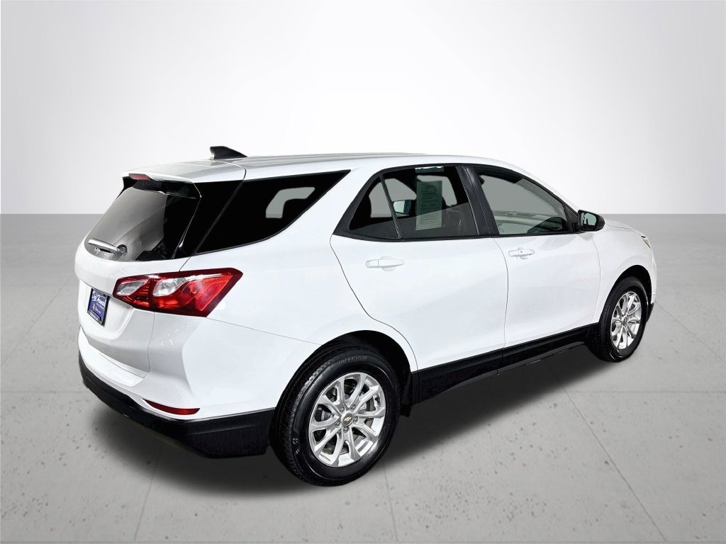 Used 2021 Chevrolet Equinox LS w/ LS Convenience Package AWD/4WD image 6