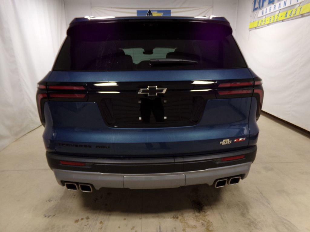 New 2026 Chevrolet Traverse Z71 w/ Enhanced Driving Package image 5