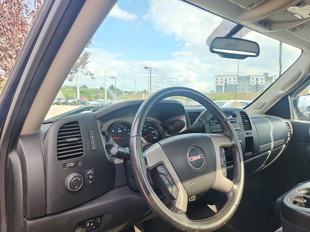 Used 2013 GMC Sierra 3500 SLE w/ SLE Preferred Package AWD/4WD image 17
