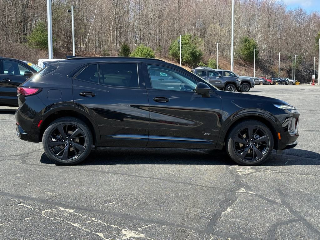 Used 2025 Buick Envision Sport Touring AWD/4WD image 7