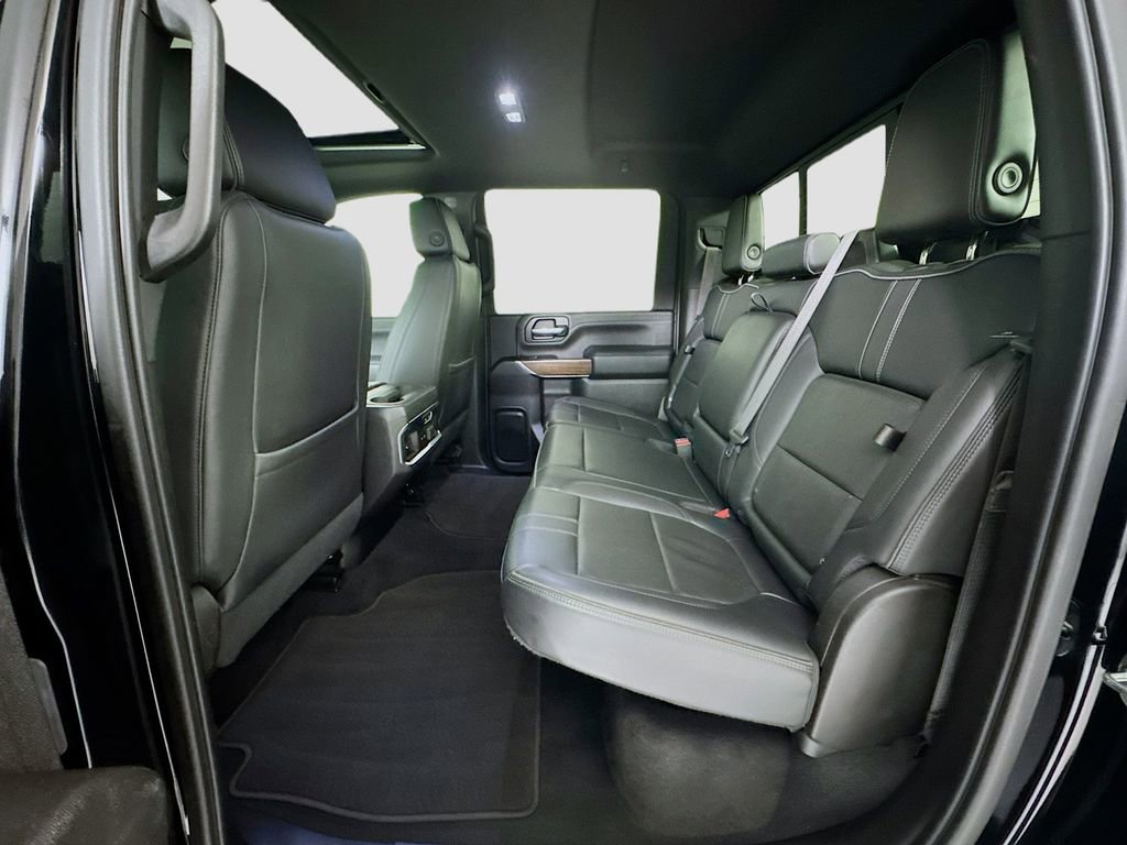 Used 2023 Chevrolet Silverado 3500 High Country image 24