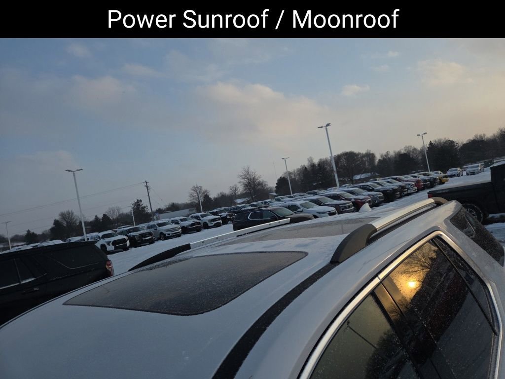 Used 2023 Chevrolet Traverse High Country w/ LPO, Floor Liner Package image 9