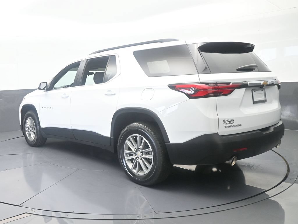 Used 2023 Chevrolet Traverse LT FWD image 4