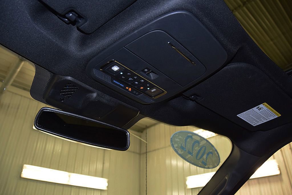 Used 2022 Ford F150 Lariat AWD/4WD image 30