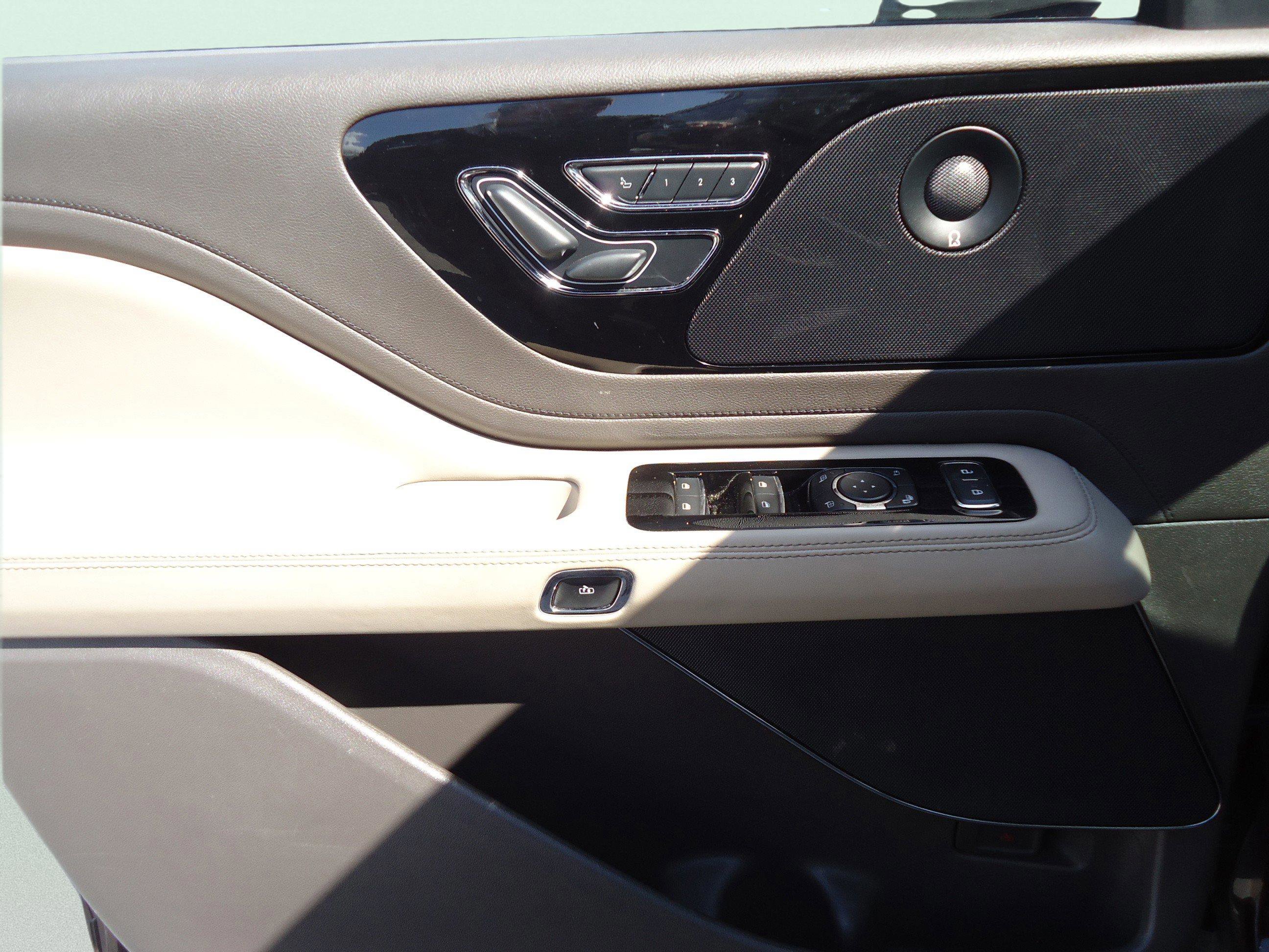 Used 2021 Lincoln Aviator Grand Touring w/ Equipment Group 301A image 22