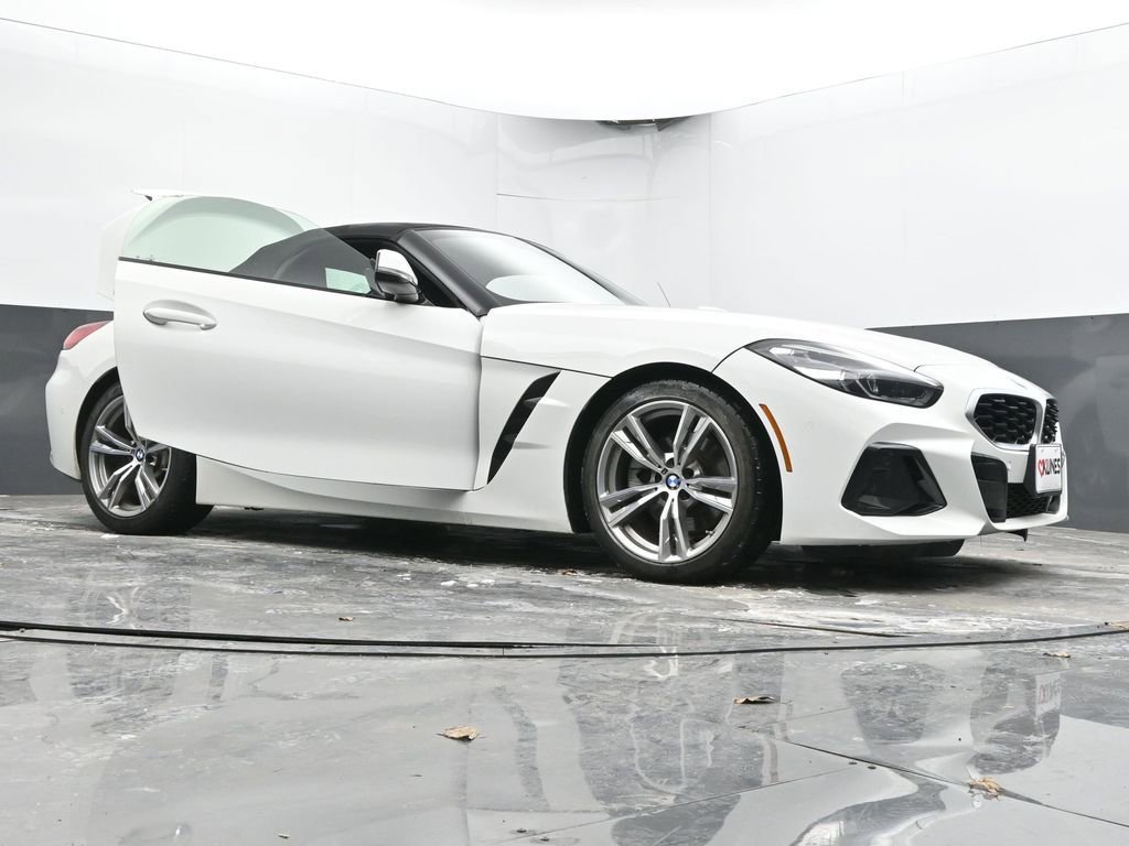 Used 2025 BMW Z4 sDrive30i image 60