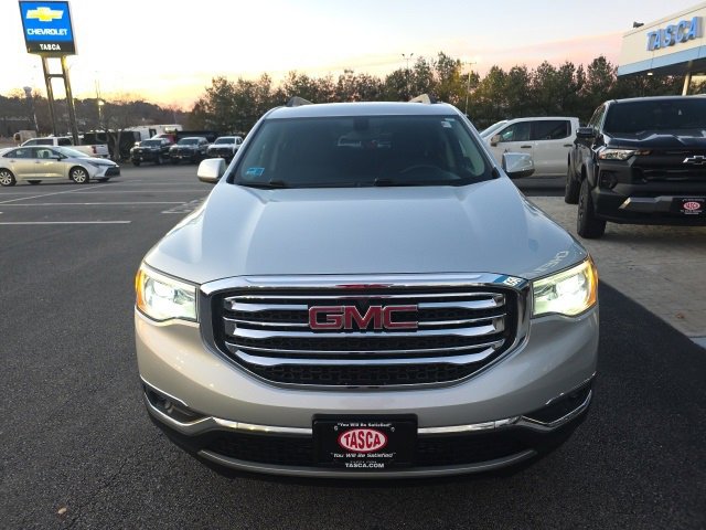 Used 2018 GMC Acadia SLE image 2