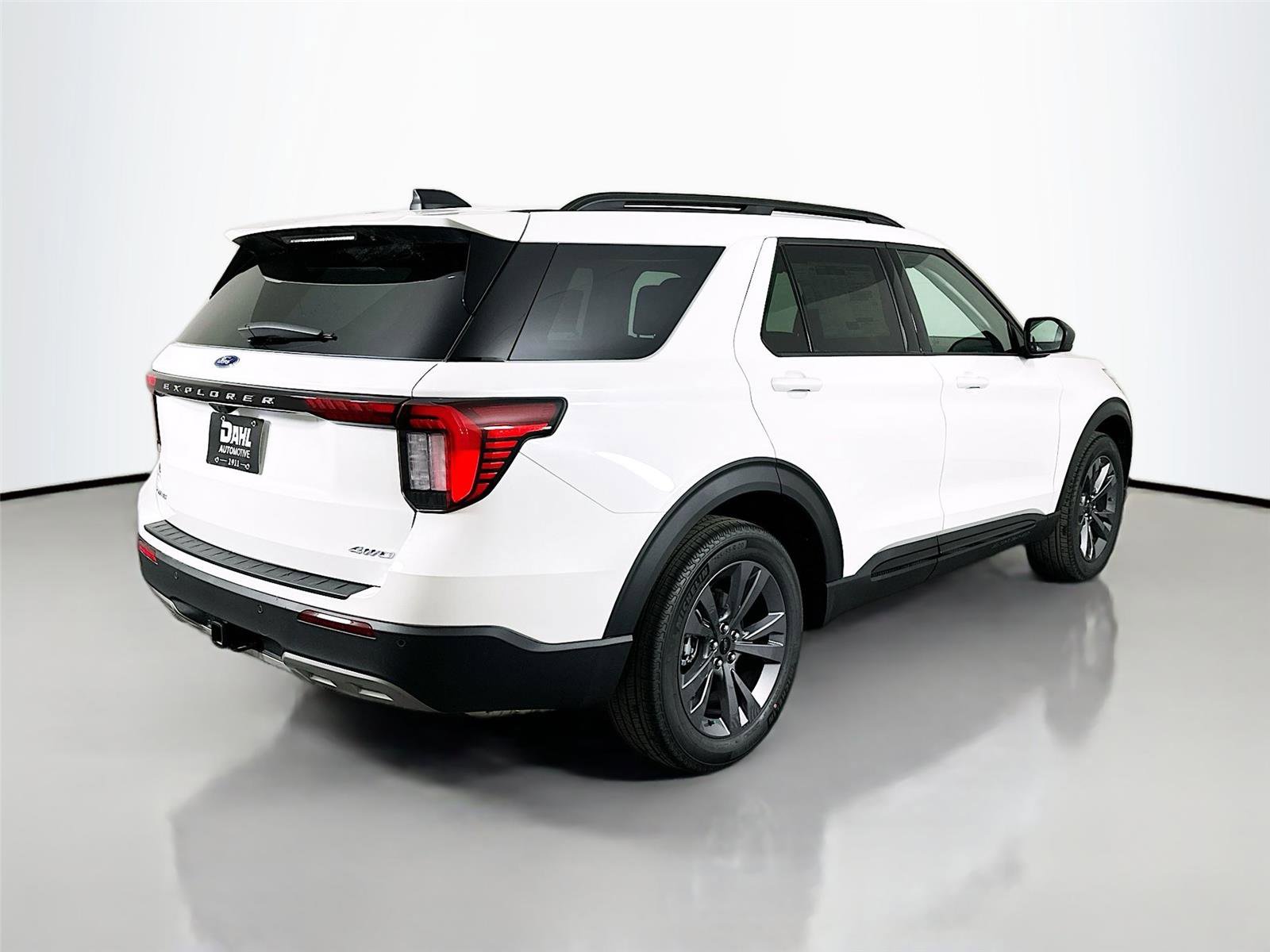 New 2026 Ford Explorer Active w/ Active Comfort Package image 13