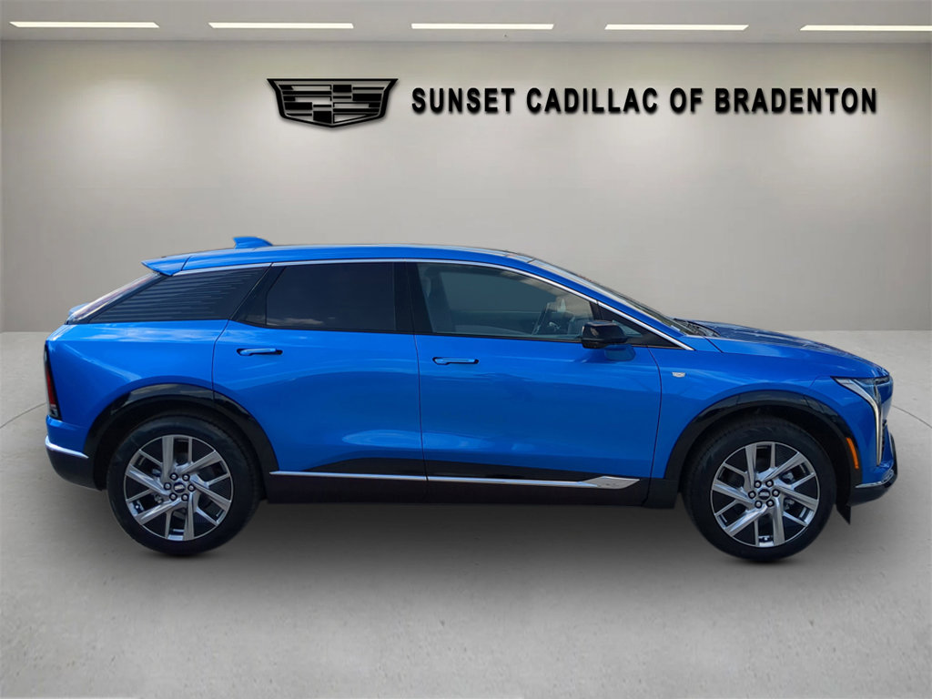 New 2026 Cadillac Optiq Luxury 1 w/ LPO, Floor Liner Package RWD image 3