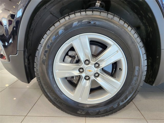 Used 2022 Chevrolet Trax LT w/ LT Convenience Package image 17