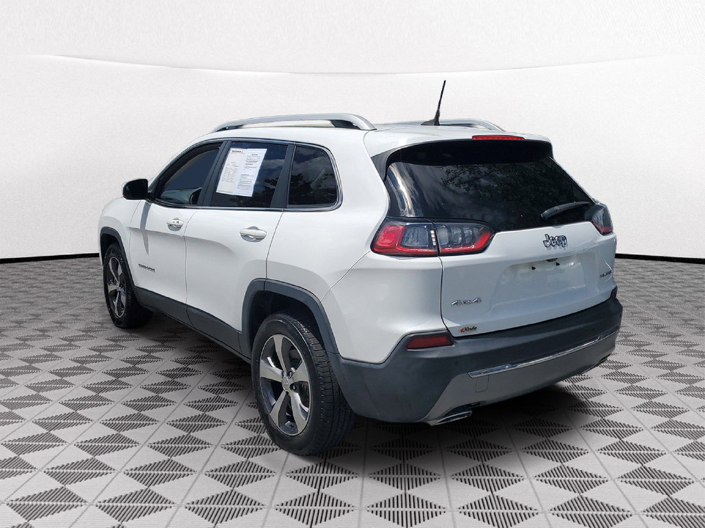 Used 2019 Jeep Cherokee Limited AWD/4WD image 2
