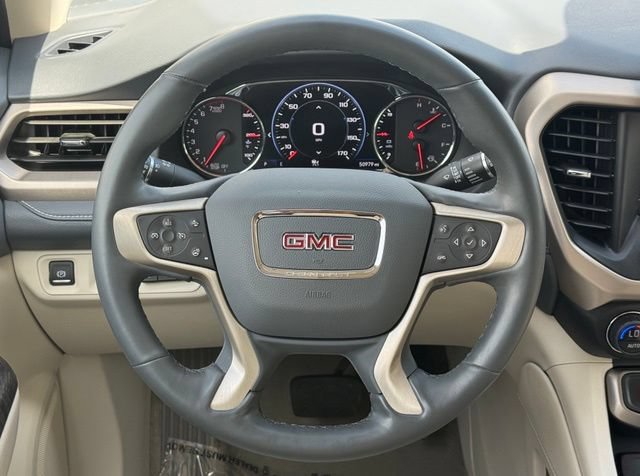 Used 2023 GMC Acadia Denali w/ Denali Ultimate Package AWD/4WD image 22
