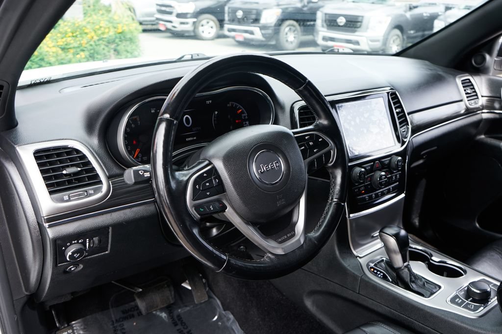 Used 2022 Jeep Grand Cherokee Limited AWD/4WD image 19