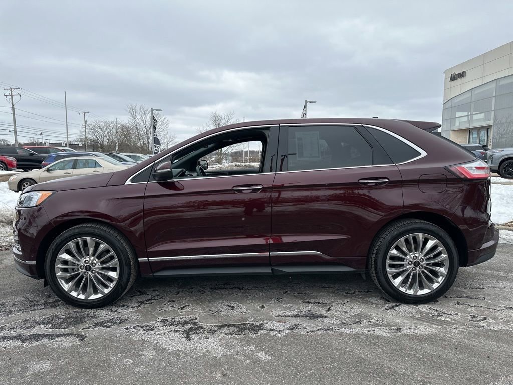 Used 2020 Ford Edge Titanium w/ Equipment Group 301A image 10
