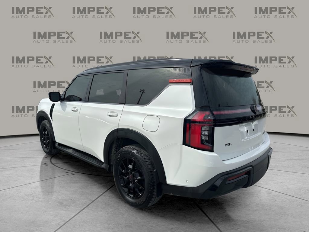 Used 2025 Nissan Armada PRO-4X image 3