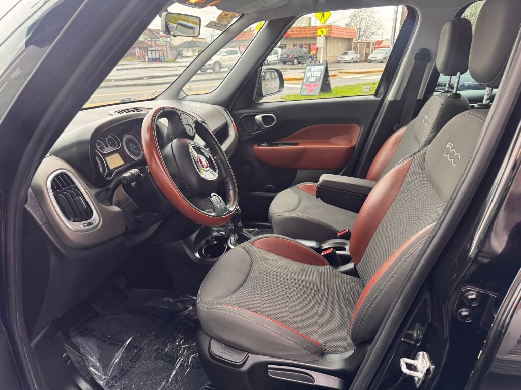 Used 2014 FIAT 500L Trekking FWD image 11