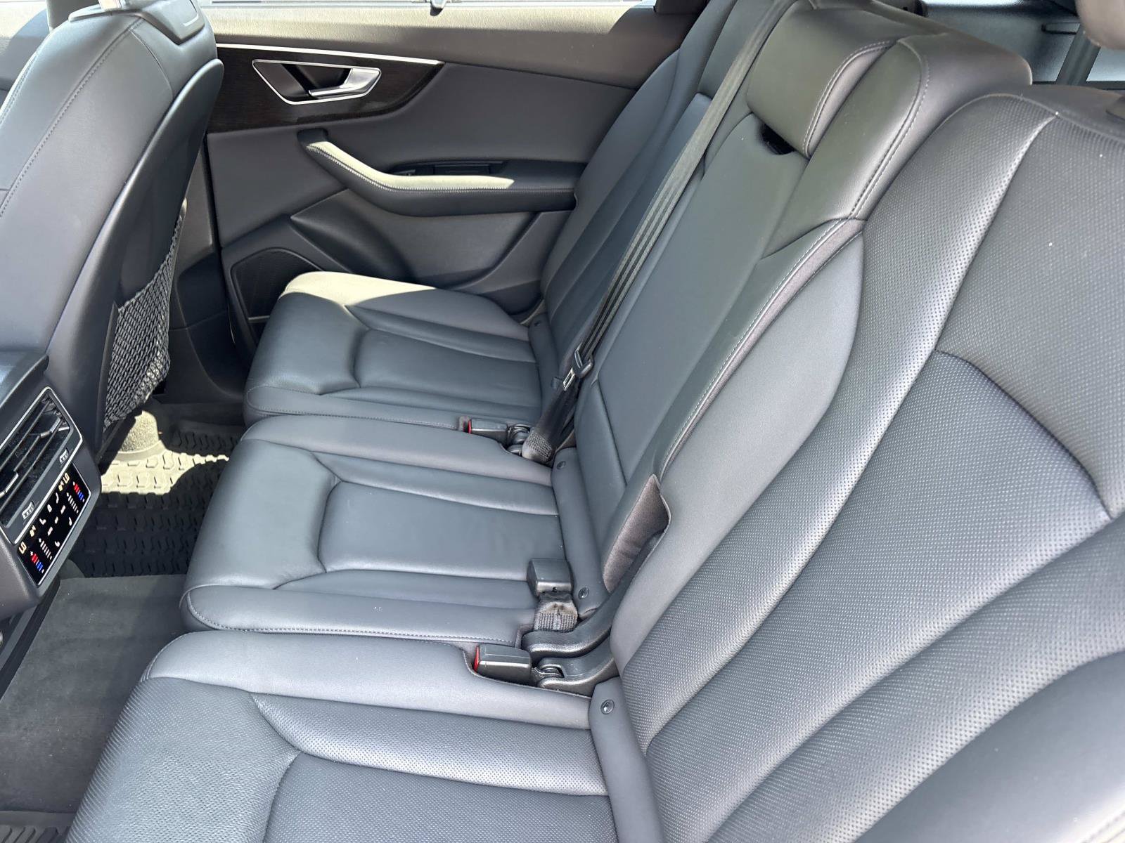 Used 2021 Audi Q7 3.0T Premium Plus w/ Executive Package AWD/4WD image 31