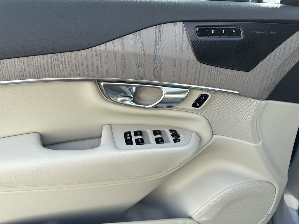 Used 2024 Volvo XC90 B5 Plus image 20
