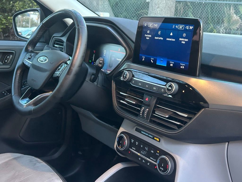 Used 2024 Ford Escape Active w/ Cold Weather Package image 25