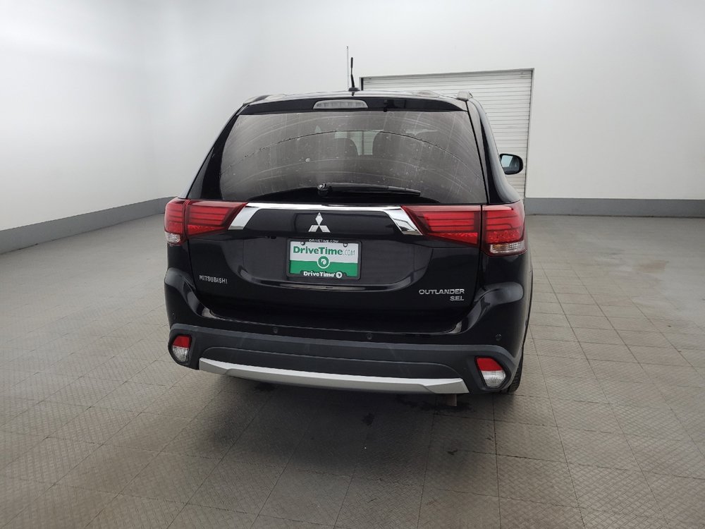 Used 2016 Mitsubishi Outlander SEL AWD/4WD image 7