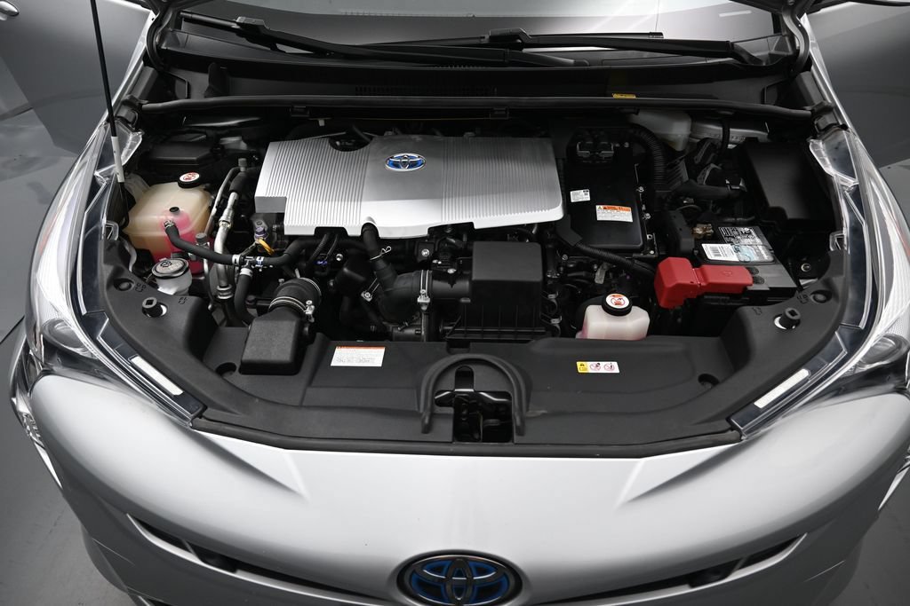 Certified 2018 Toyota Prius Four w/ Advanced Technology Package FWD image 36
