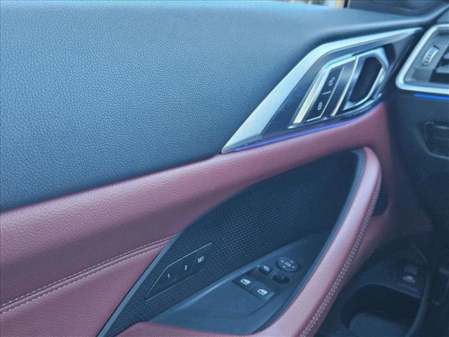 Used 2022 BMW 440i xDrive M440i xDrive w/ Premium Package image 22