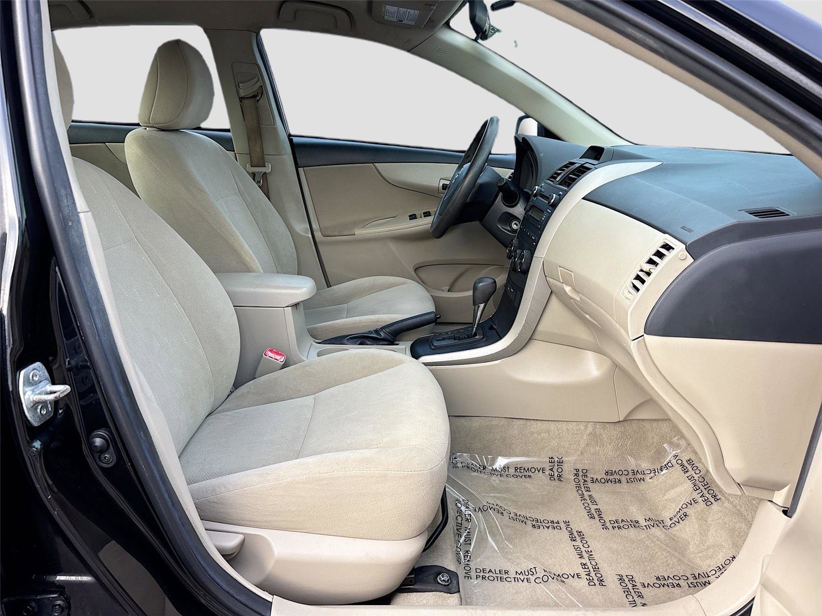 Used 2013 Toyota Corolla L image 28