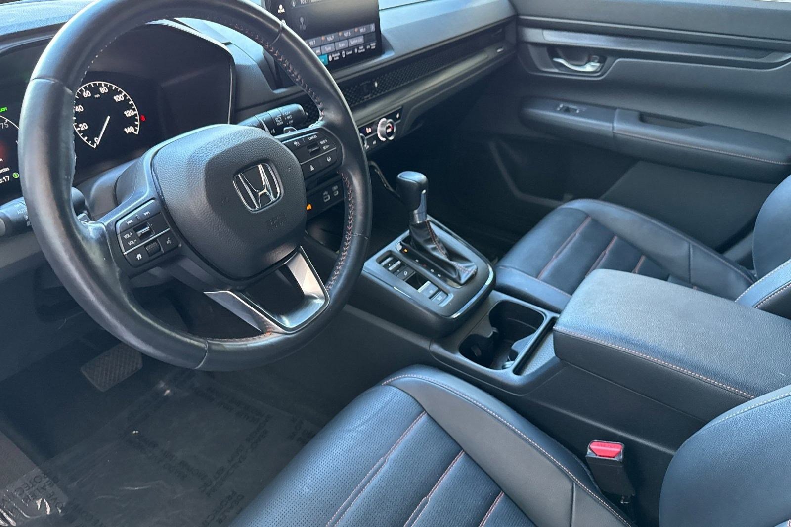 Used 2024 Honda CR-V Sport-L image 4