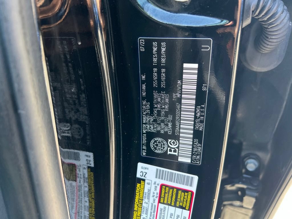 Used 2024 Toyota Grand Highlander AWD image 17